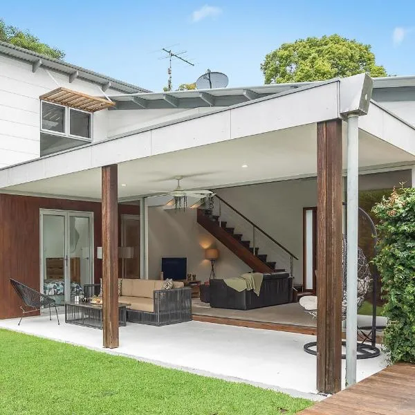 The Waratah House, hótel í Mona Vale