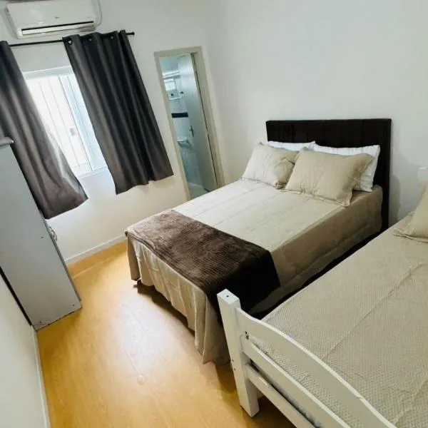 Bembella casa em Balneario Camboriu, khách sạn ở Balneário Camboriú