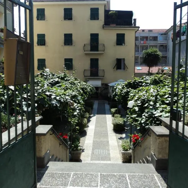 Hotel Alba, hotell i Lavagna