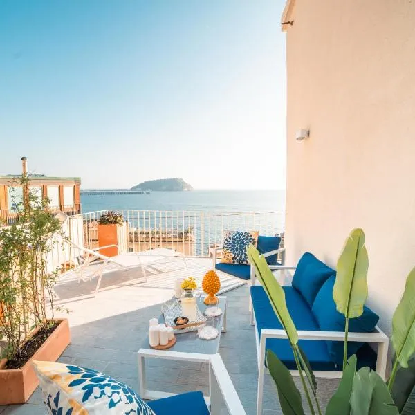 Villino Castriota Scanderbeg, hotel in Pozzuoli
