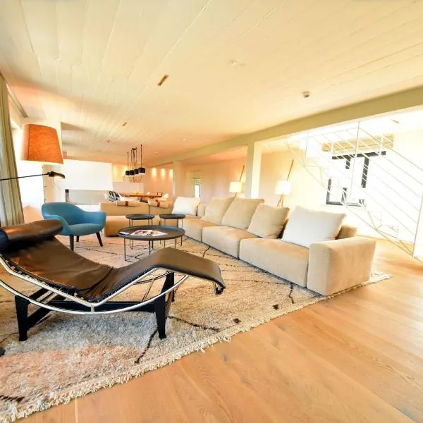 Ferienwohnung Penthouse 17 im Haus Düne 7 Prora、ビンツのホテル