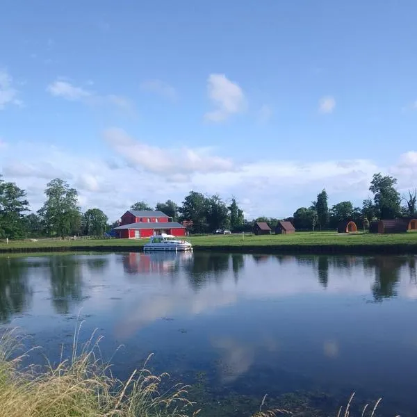 La Halte du Canal, hotel em Luthenay-Uxeloup