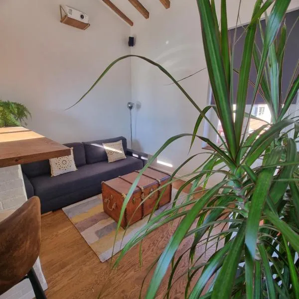Un appartement charmant à deux pas de Paris !, hotel v destinácii Le Pré-Saint-Gervais