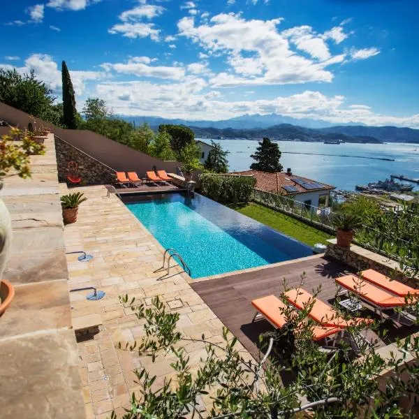Miramare Apartments&Suites, hotel v destinaci La Spezia
