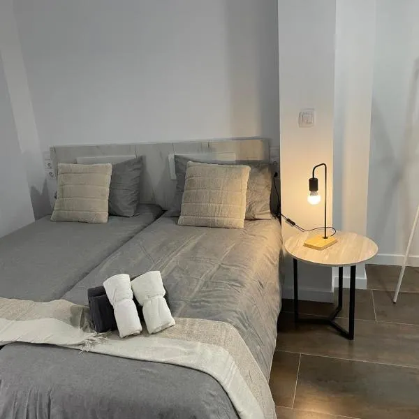 Gómez-Tortosa Apartamento, hotel v destinaci Novelda