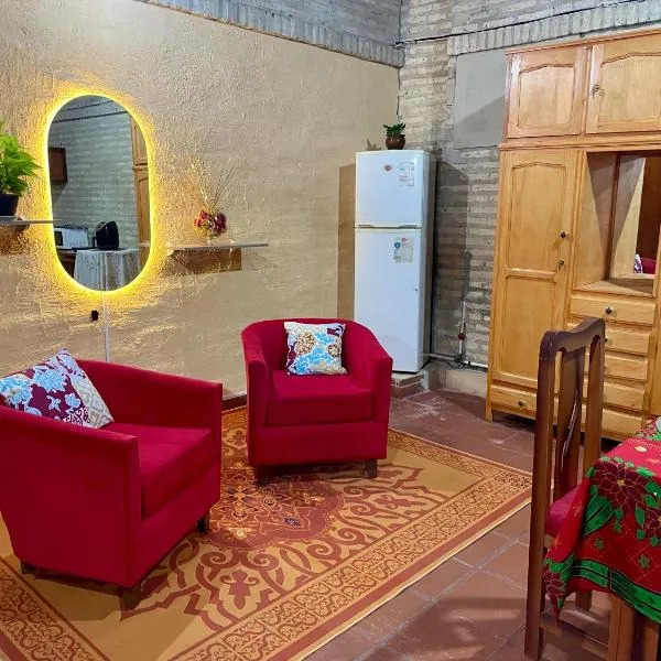 Loft Privado en Casa Tranquila-Ideal para tu Estancia, hotel v destinaci Fernando de la Mora