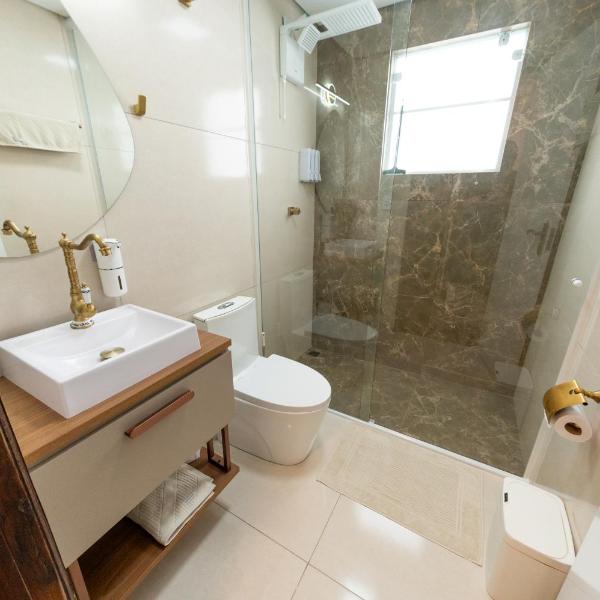Casa Luxuosa no Coração de Irati - Foto 2