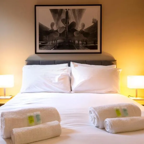 The Titanic -1bd Trendy Ap -Gold Short Term Stays, hotel en Belfast