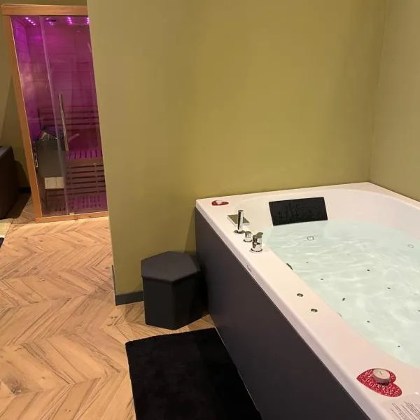 George's Suite&Spa with parking, hotel in Como