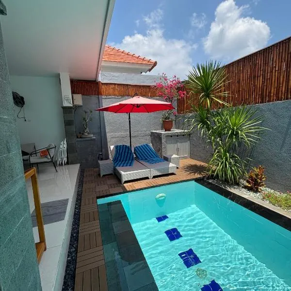 De Luxe Villa Fabian Escape in Seminyak, hotel v destinaci Seminyak