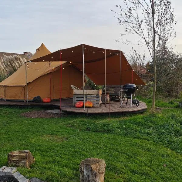 Au Pied Du Trieu, the glamping experience โรงแรมในLabroye