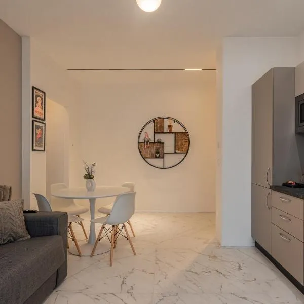 Apartament comfort , vicino metro Bengasi Torino, hotel in Moncalieri