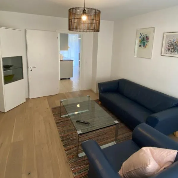H3 with 3,5 rooms, 2 BR, livingroom and big kitchen, modern and central โรงแรมในซูริก