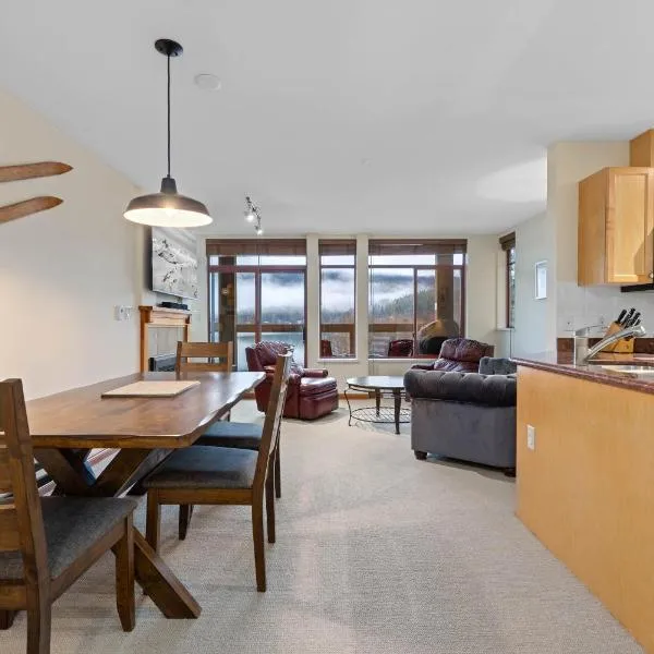 Nicklaus North - Clubhouse by Whistler Premier, hotel in Whistler