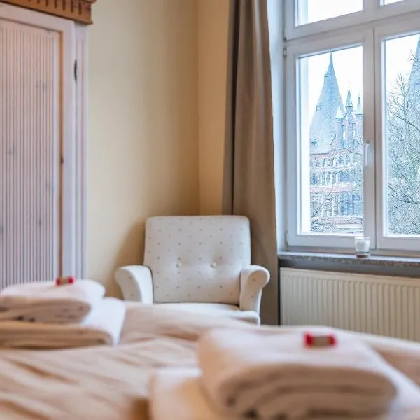 Apartment mit Wasserblick, hotel v destinaci Lübeck