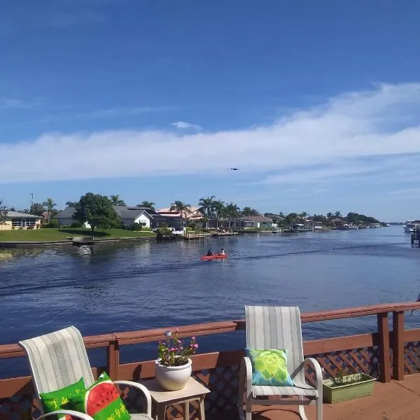 Cape Coral Paradise - Amazing View, hotel in Cape Coral