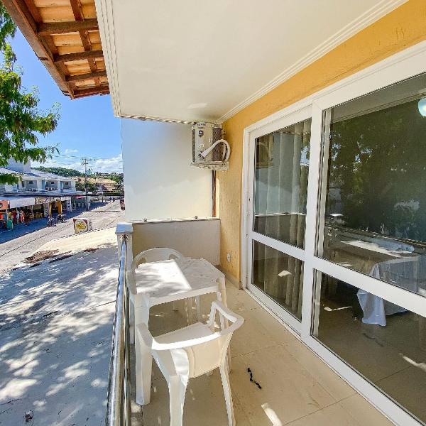 Apto no pavimento superior com 2 quartos (ambos com ar condicionado), Internet privativa 300MBPs, no condomínio Varandas da Praia a 150m da Praia de Taperapuã 1 vaga de garagem privativa. - Foto 4