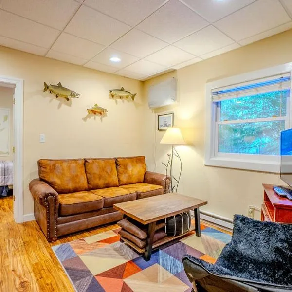 Hidden Gem, 3 Bed Cozy Condo - Dogs Welcomed, hotel v destinaci Bayfield