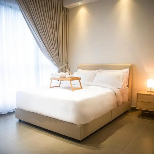 7 Mossaz skypool 5mins to 1U and Ikea atEmpire City, hotel in Petaling Jaya