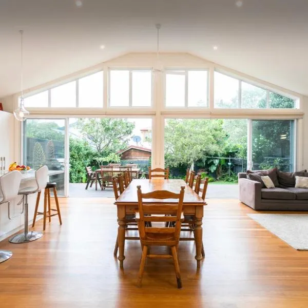 Beach House Close to Manly, hótel í Sydney