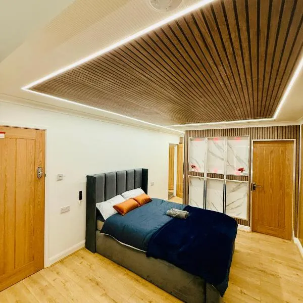 Birmingham City Centre- 9 bed house with free parking, hotel v Birminghamu