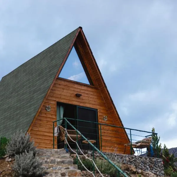 Cozy Glamping Cabin With Pool, Perfect For Couples & Families, hotel v destinaci Arakapas