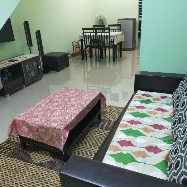 Dinaz Homestay Taman Limbungan Permai Melaka, hotel v destinaci Melaka