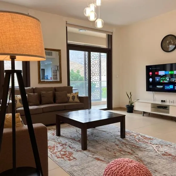 ONE Guest Place Elegant 2BHK Apartment in Muscat Bay, hotel v destinaci Muscat