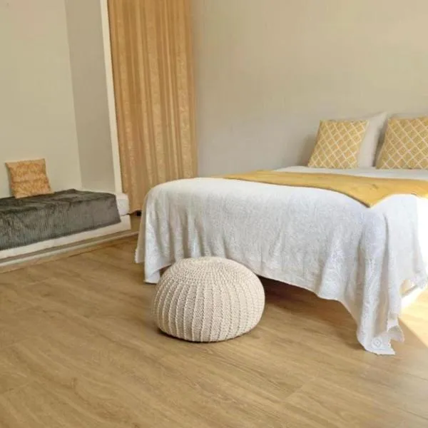 Les Tables Aux Vaches Raviège, hotel a La Salvetat