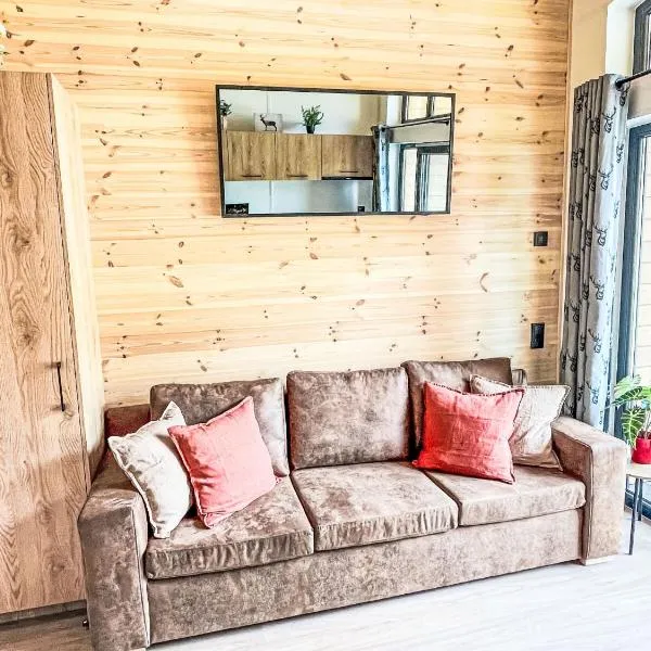 Holiday Home Tiny Haus Glockenalm-EiblChalet by Interhome, hotel u gradu 'Aurach'