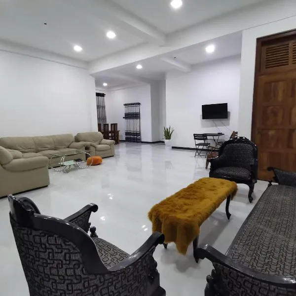 Ancient Breeze HomeStay, hotel in Anuradhapura