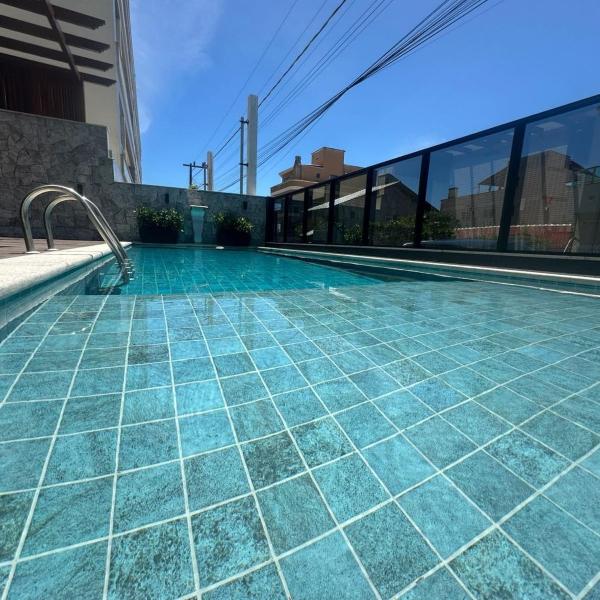 Mirante do Oceano hospedaria à 70 metros da praia, com piscina aquecida, sala de jogos, academia e espaço kids!!