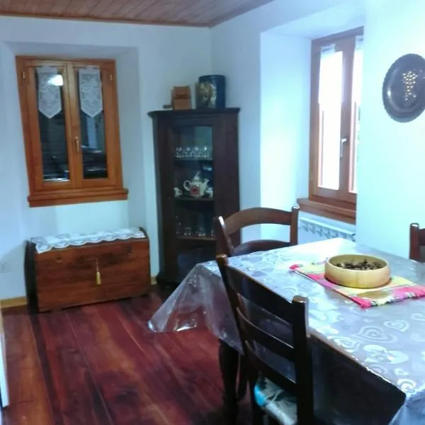Porta sul lago, hotel in Campodolcino