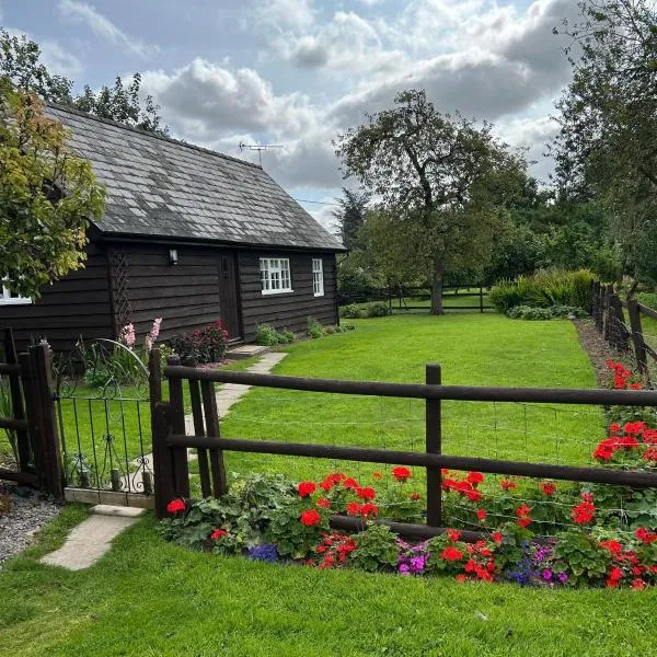 Dog & Family Friendly Private Cottage in Orleton, hotel v destinaci Orleton