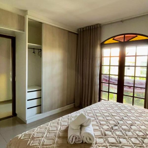Casa espaçosa com sala de jogos interna e externa - Foto 2