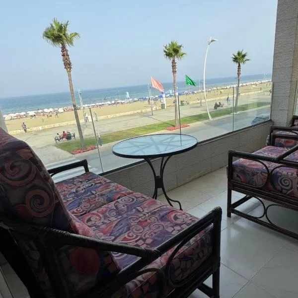 appartement pieds dans l'eau, hotel v destinaci Martil