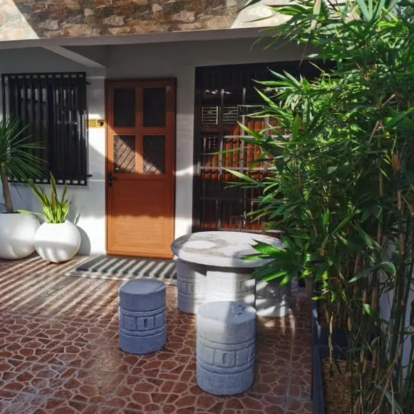 Samong Transient House, hotel v destinaci Imus