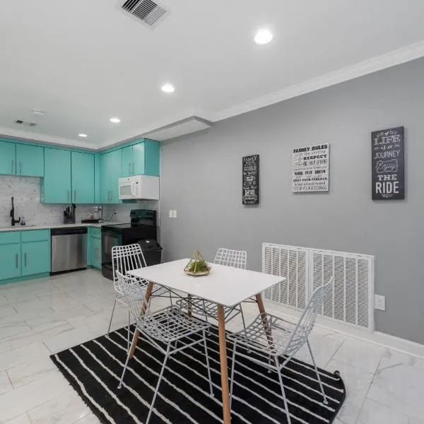Spacious 2BR Apt with King Beds & Fully Equipped Kitchen, hotell sihtkohas Houston