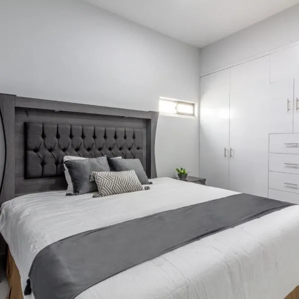 Suite Jr Lujo en el Corazon de Zapotlanejo 203, hotel in Zapotlanejo