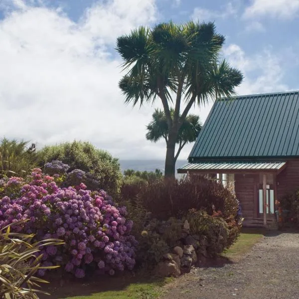 Hilltop guest room, Escape the city!, hotel v destinaci Pukehiki