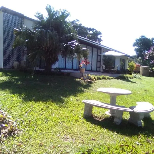 Manaba Holiday Home, hotel in Margate