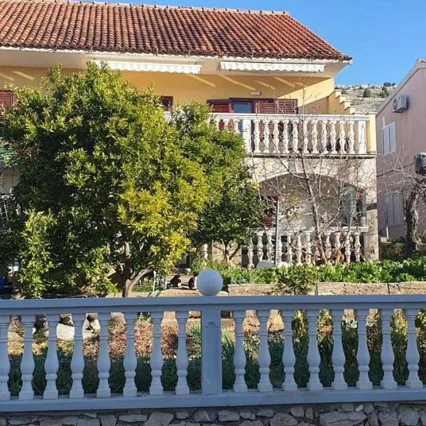 Malac, hotell sihtkohas Bašelovići