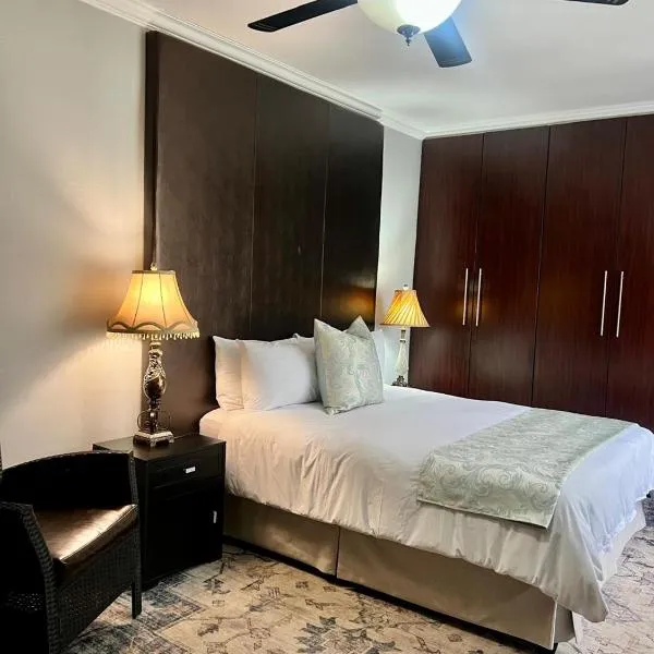 Silken Trap Accommodation NO LOADSHEDDING, hotel di Johannesburg