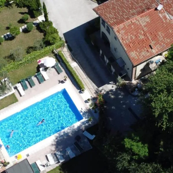 Residence Garda Valtenesi, khách sạn ở Puegnago