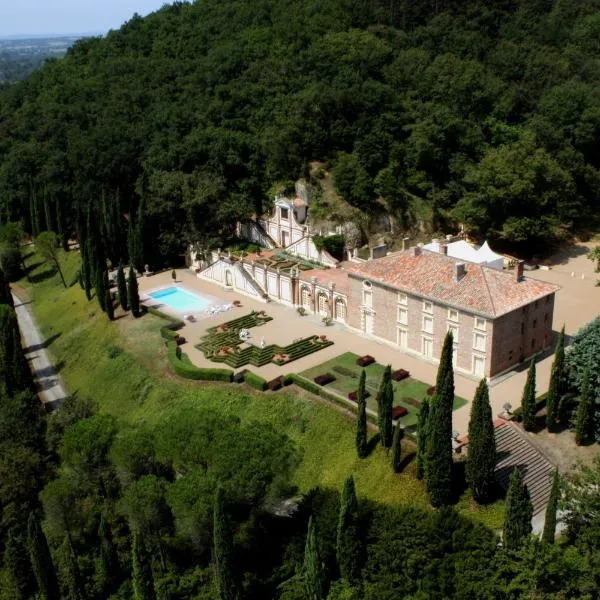 Château de Roques, hotel v destinaci Teilhet