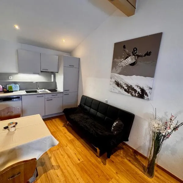 Kleine, nette Ferienwohnung, nahe Lift!, hotel v destinaci Wängle