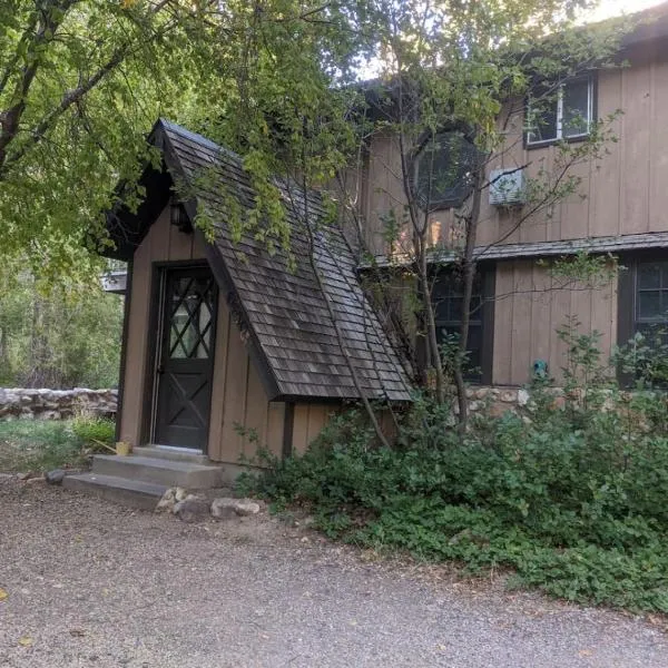 Cabin on Big Cottonwood River, hotel in Salt Lake City