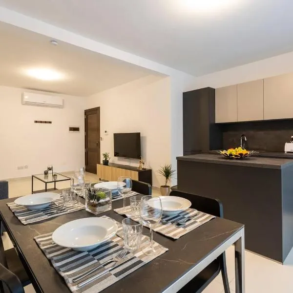 Beautiful Modern Central 2br Apt, hotel a Taʼ Xbiex