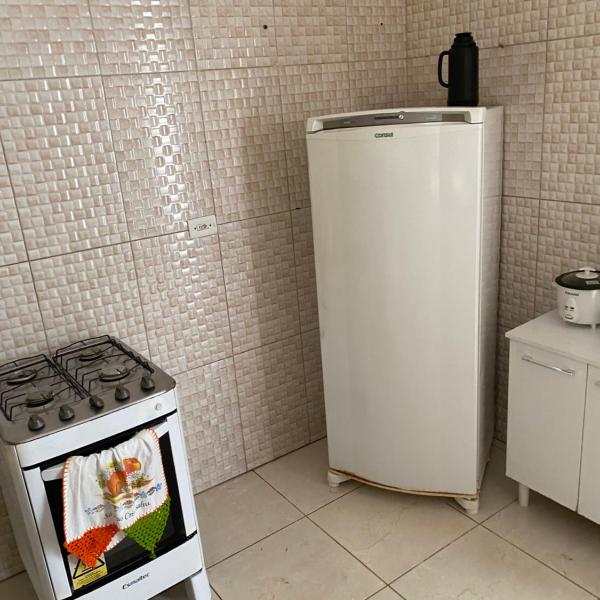 Espaço Amplo de 2 quartos com 2 camas de casal e 1 de solteiro - Foto 4