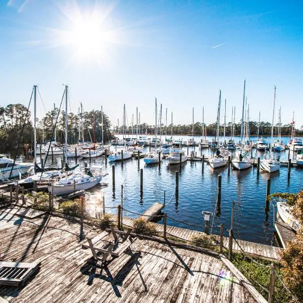 Waterwood Townhouses, hotel in New Bern